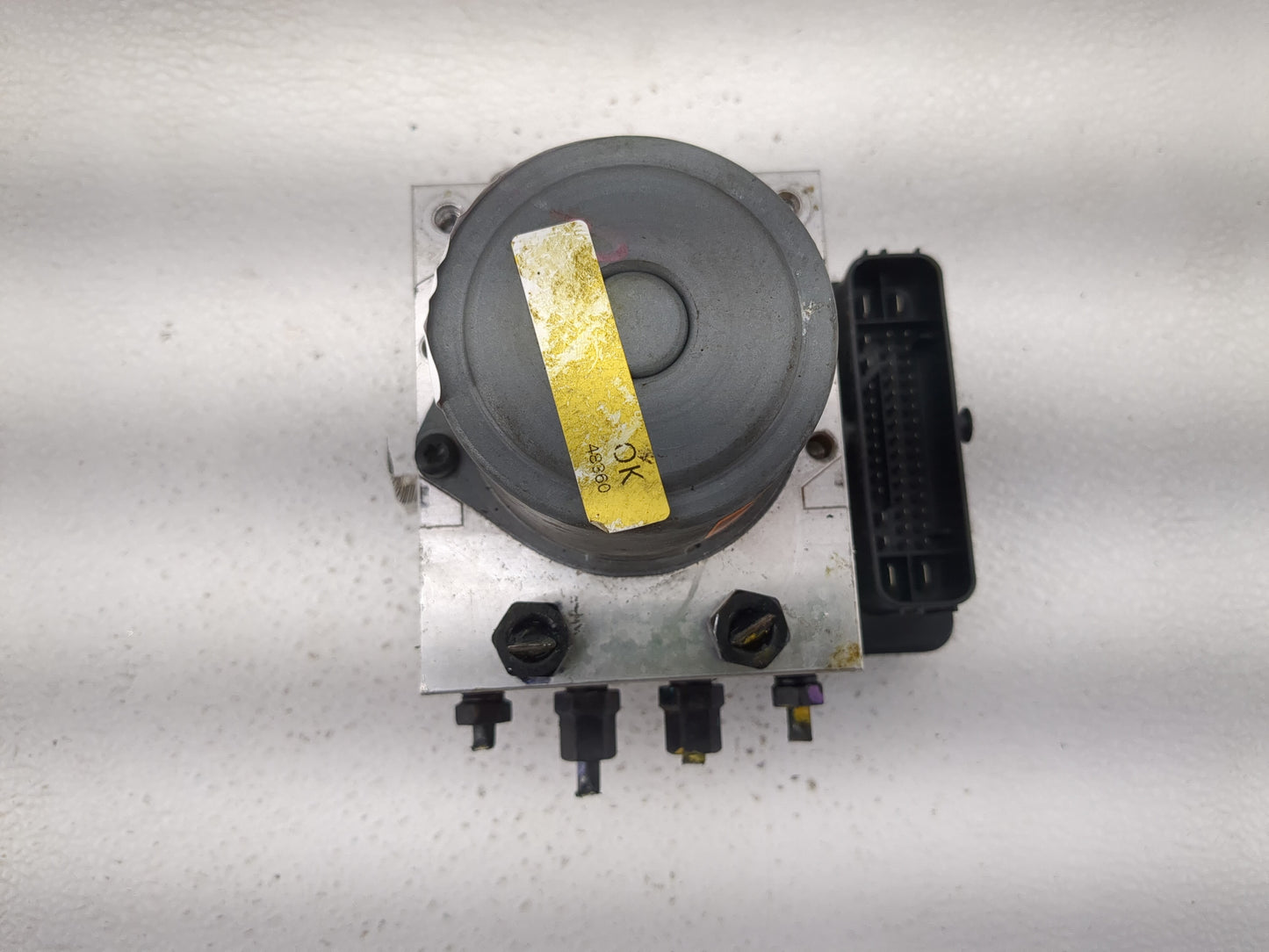 2020-2022 Hyundai Palisade ABS Pump Control Module Replacement P/N:61589-43200 58900-S2600 Fits Fits 2020 2021 2022 OEM Used