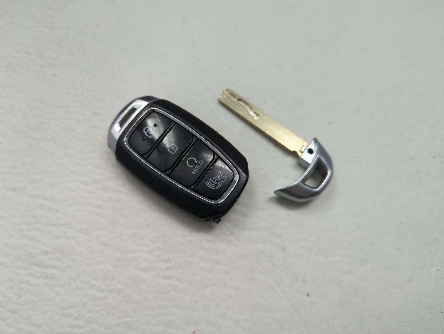 Hyundai Palisade Keyless Entry Remote Fob TQ8-FOB-4F32 95440-S8310 4 buttons - Oemusedautoparts1.com