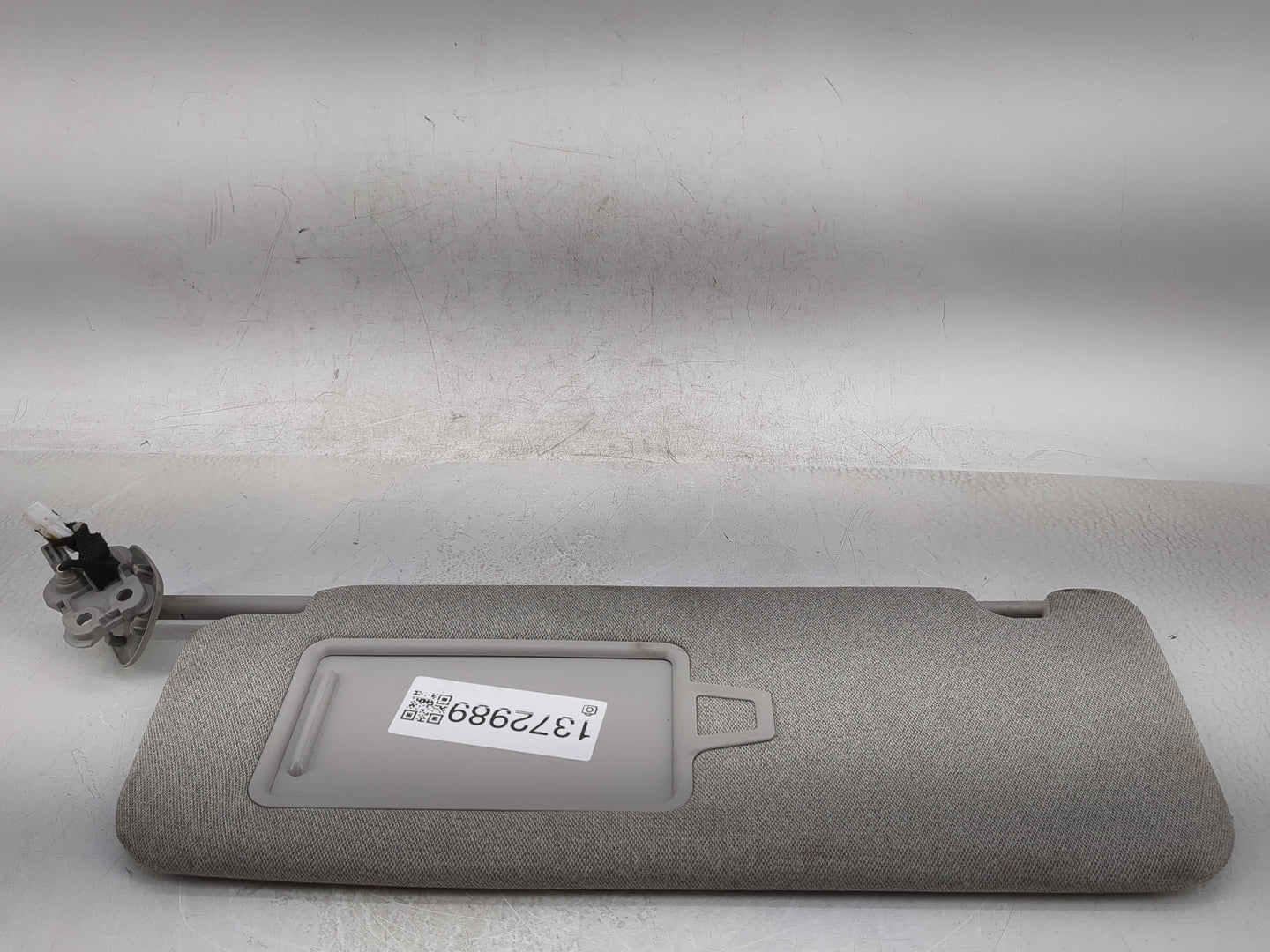 2020-2022 Hyundai Palisade Sun Visor Shade Replacement Driver Left Mirror Fits Fits 2020 2021 2022 OEM Used Auto Parts - Oem