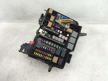 2020-2022 Hyundai Palisade Fusebox Fuse Box Panel Relay Module P/N:91956-S8021 Fits Fits 2020 2021 2022 OEM Used Auto Parts