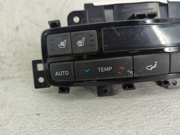 2022 Hyundai Palisade Climate Control Module Temperature AC/Heater Replacement P/N:97950-S8500 Fits OEM Used Auto Parts