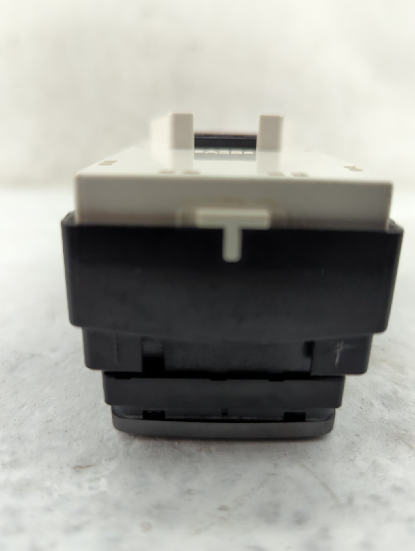 2022 Hyundai Palisade Master Power Window Switch Replacement Driver Side Left Fits OEM Used Auto Parts - Oemusedautoparts1.c
