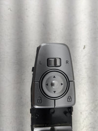 2022 Hyundai Palisade Master Power Window Switch Replacement Driver Side Left P/N:93570S8131SSU Fits OEM Used Auto Parts - O