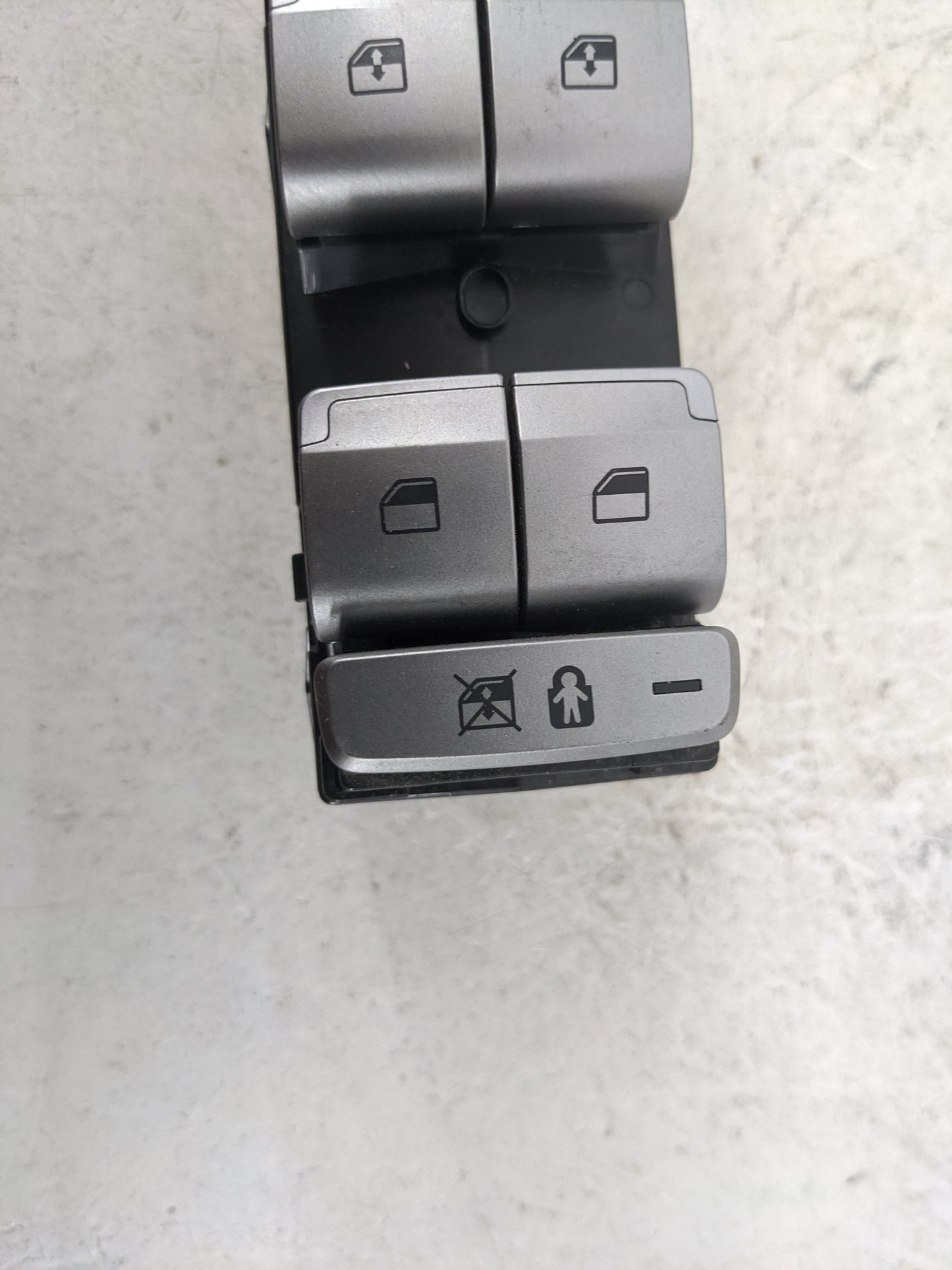 2022 Hyundai Palisade Master Power Window Switch Replacement Driver Side Left P/N:93570S8131SSU Fits OEM Used Auto Parts - O