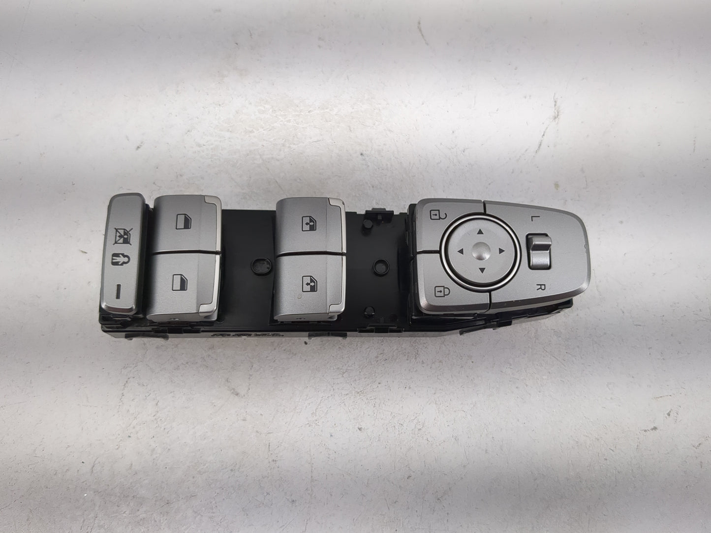 2022 Hyundai Palisade Master Power Window Switch Replacement Driver Side Left P/N:93570S8121XF6 Fits OEM Used Auto Parts - O