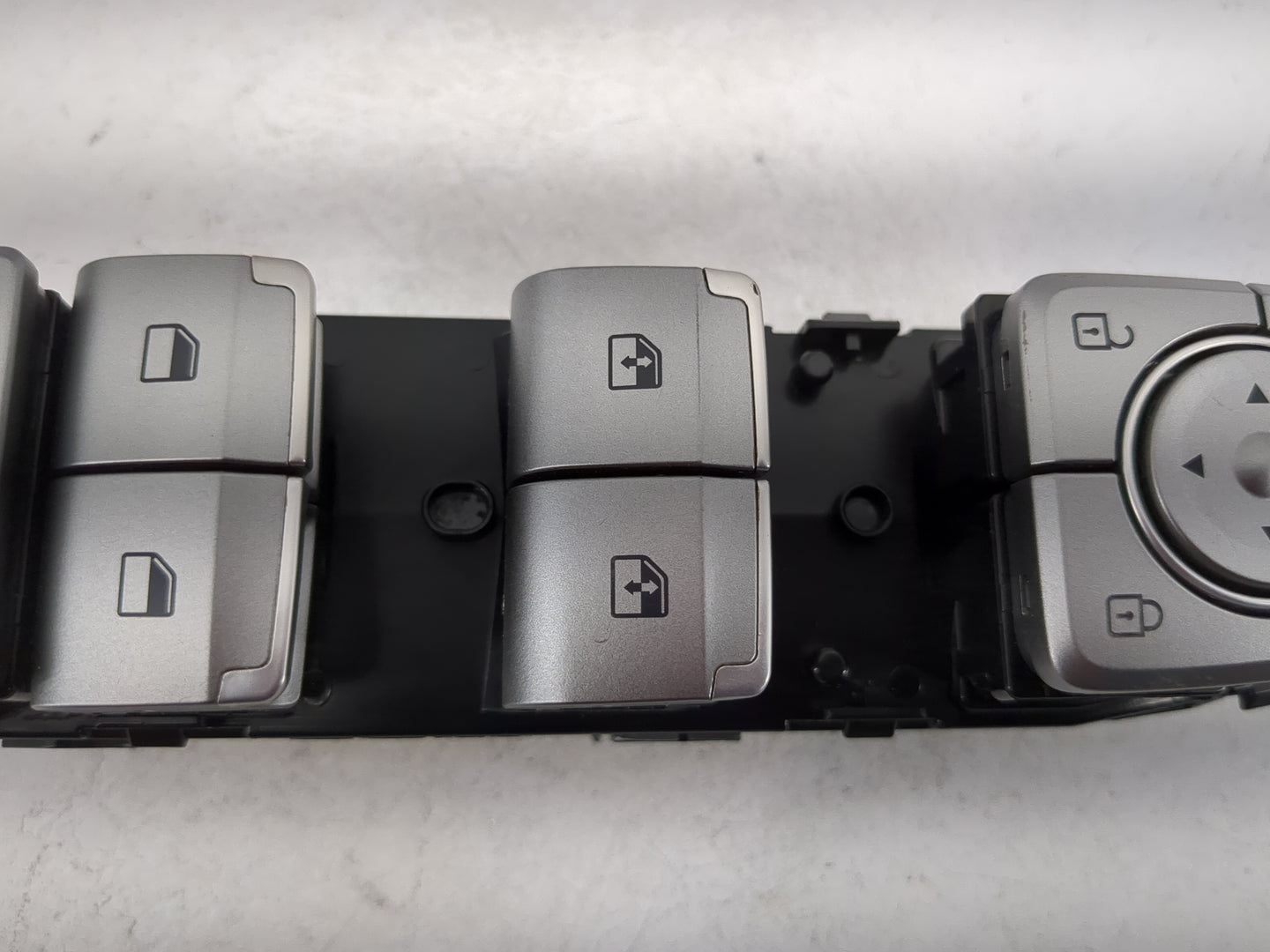 2022 Hyundai Palisade Master Power Window Switch Replacement Driver Side Left P/N:93570S8121XF6 Fits OEM Used Auto Parts - O