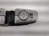 2022 Hyundai Palisade Master Power Window Switch Replacement Driver Side Left P/N:93570S8121XF6 Fits OEM Used Auto Parts - O