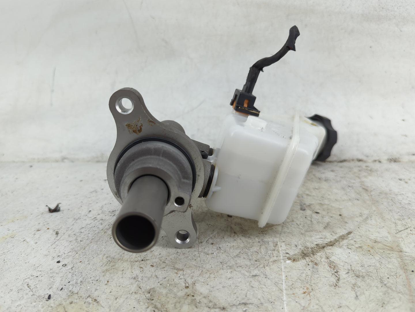 2020-2022 Hyundai Palisade Brake Master Cylinder 1490504 - Oemusedautoparts1.com
