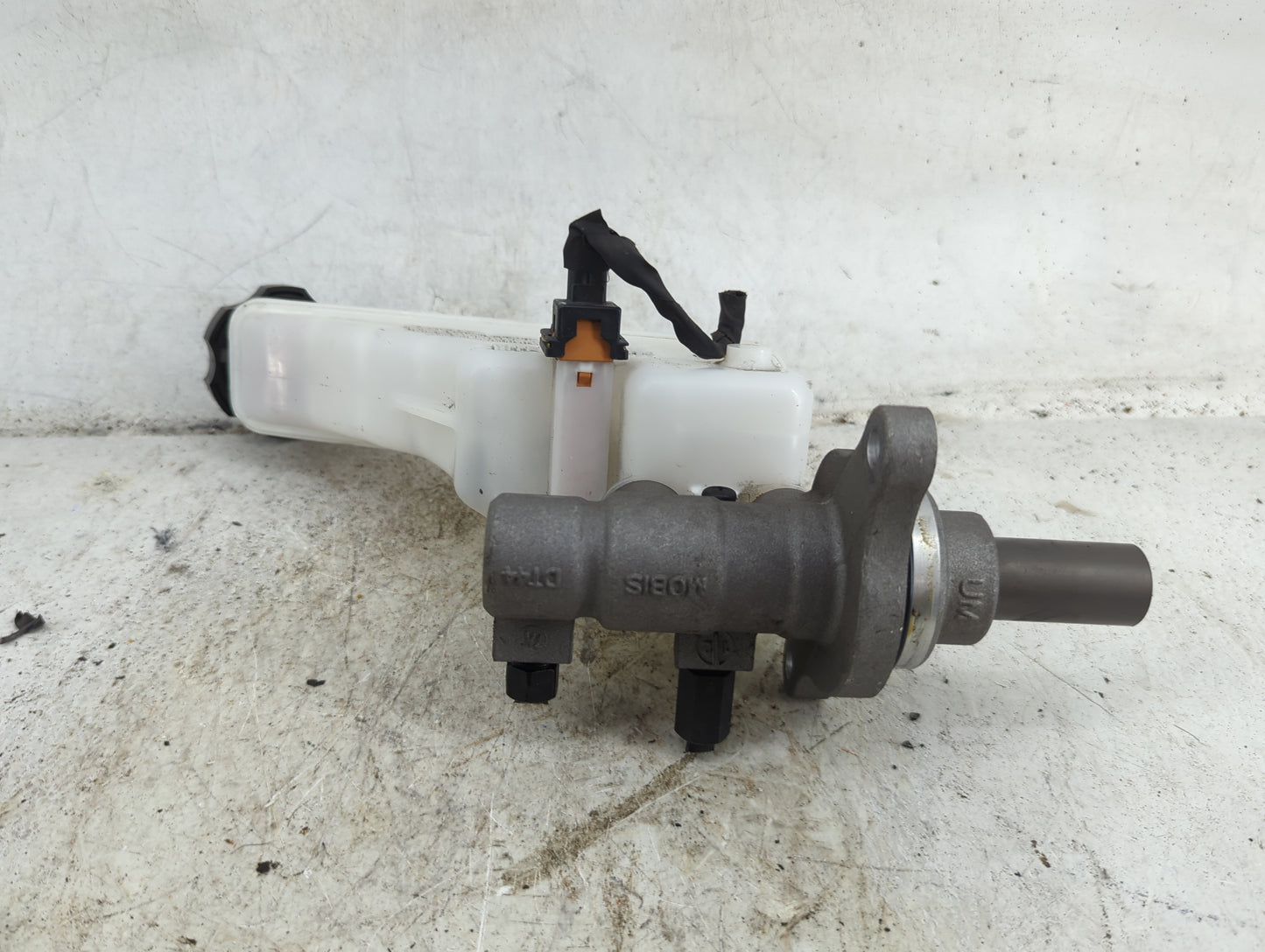 2020-2022 Hyundai Palisade Brake Master Cylinder 1490545 - Oemusedautoparts1.com