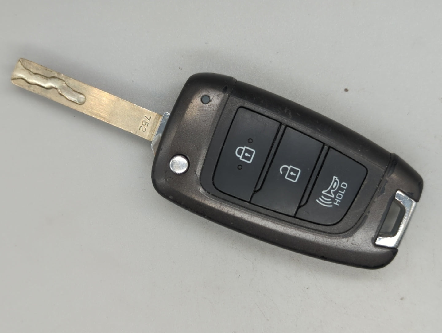 Hyundai Palisade Keyless Entry Remote Fob TQ8-RKE-4F41 95430-S8400 | 95430-S8500 - Oemusedautoparts1.com