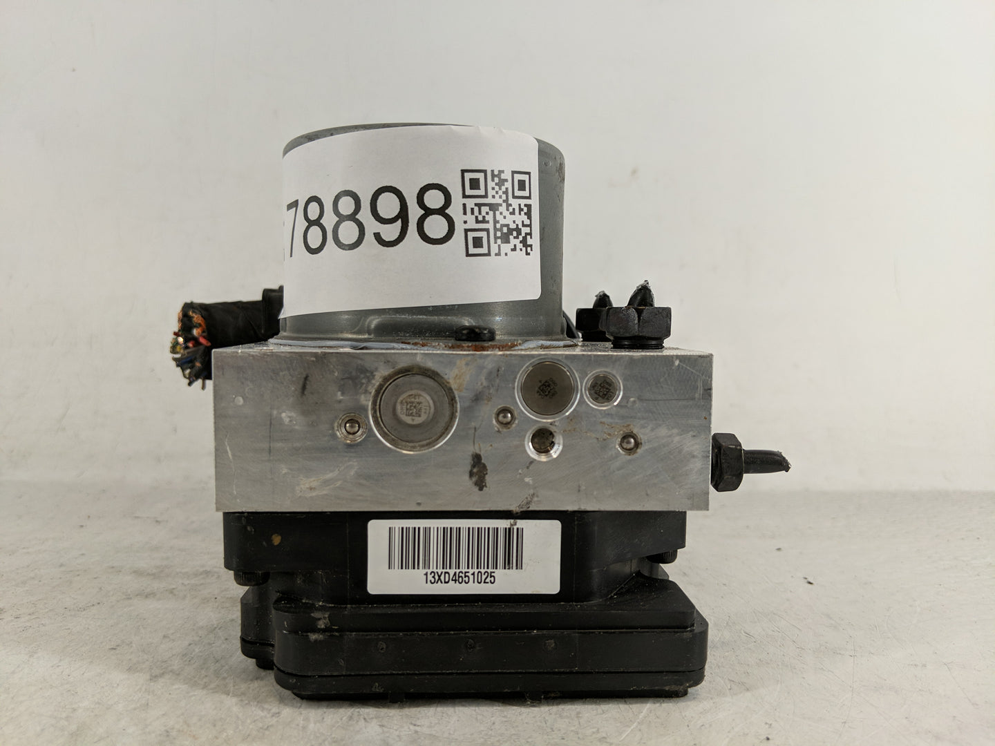 2022 Hyundai Santa Cruz ABS Pump Control Module Replacement P/N:58910-K5200 Fits OEM Used Auto Parts - Oemusedautoparts1.com
