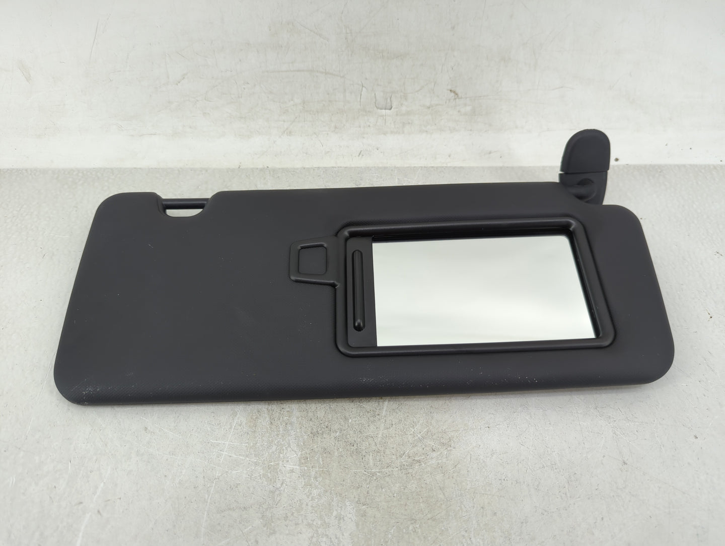 2022 Hyundai Santa Cruz Sun Visor Shade Replacement Driver Left Mirror Fits OEM Used Auto Parts - Oemusedautoparts1.com