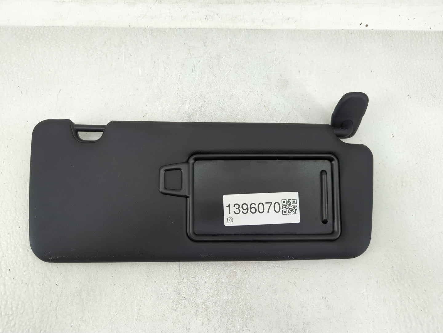 2022 Hyundai Santa Cruz Sun Visor Shade Replacement Driver Left Mirror Fits OEM Used Auto Parts - Oemusedautoparts1.com