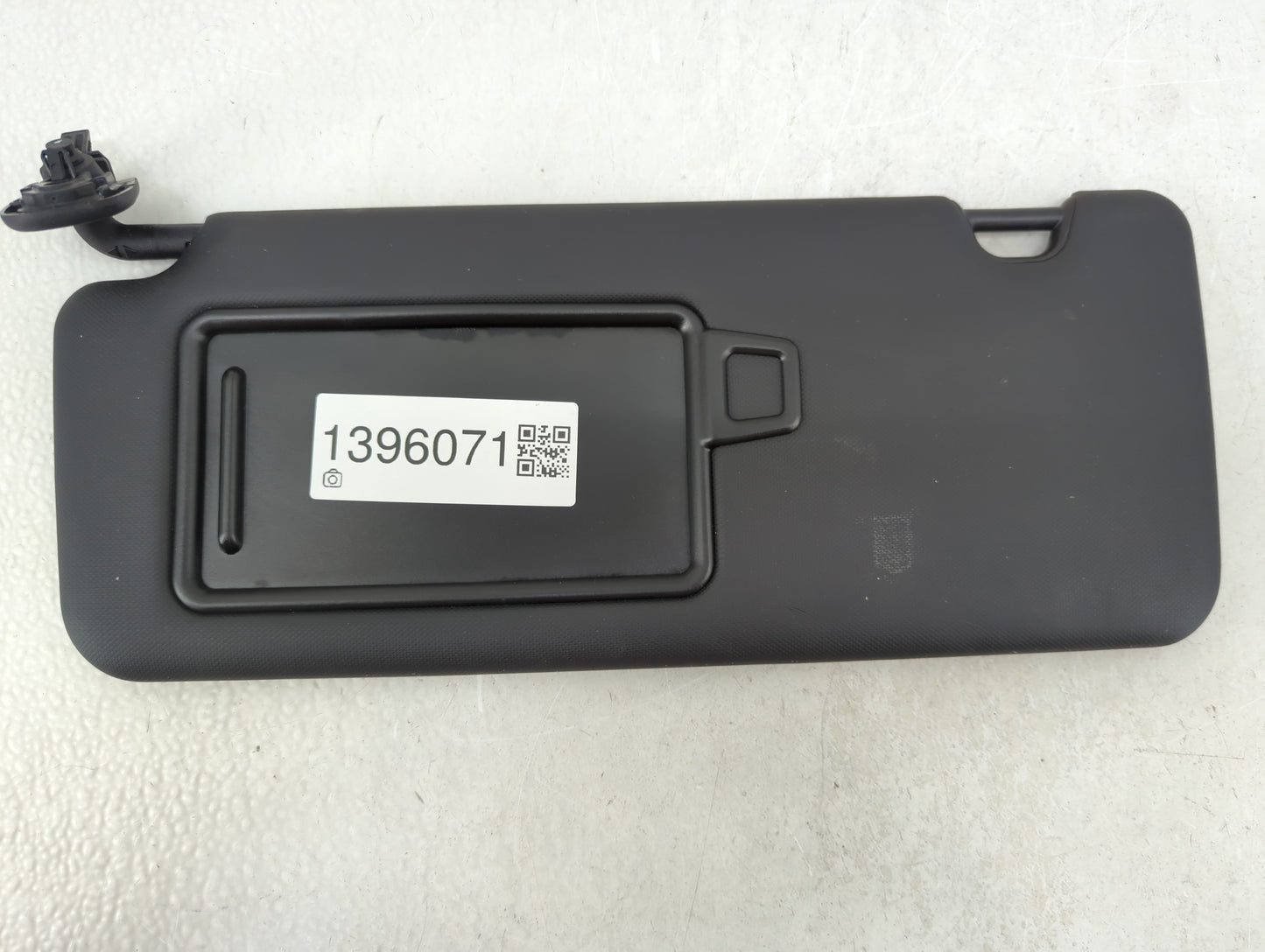 2022 Hyundai Santa Cruz Sun Visor Shade Replacement Passenger Right Mirror Fits OEM Used Auto Parts - Oemusedautoparts1.com