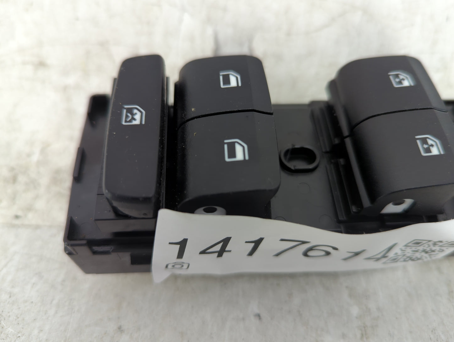 2022 Hyundai Santa Cruz Master Power Window Switch Replacement Driver Side Left P/N:93571-N93004X Fits OEM Used Auto Parts -