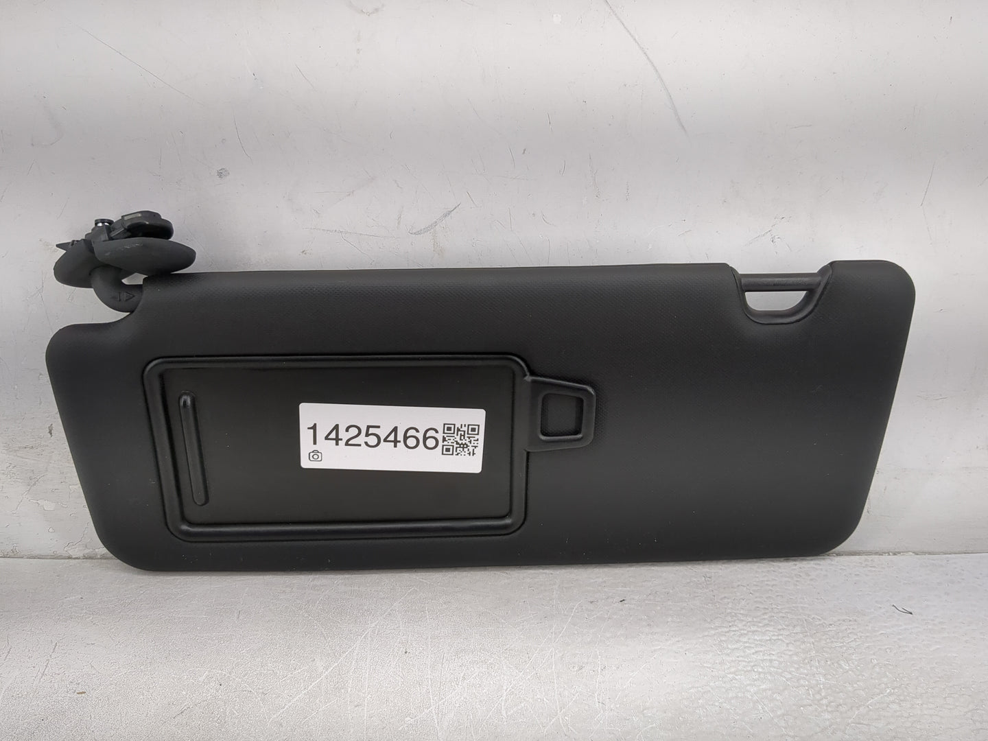 2022 Hyundai Santa Cruz Sun Visor Shade Replacement Driver Left Mirror Fits OEM Used Auto Parts - Oemusedautoparts1.com