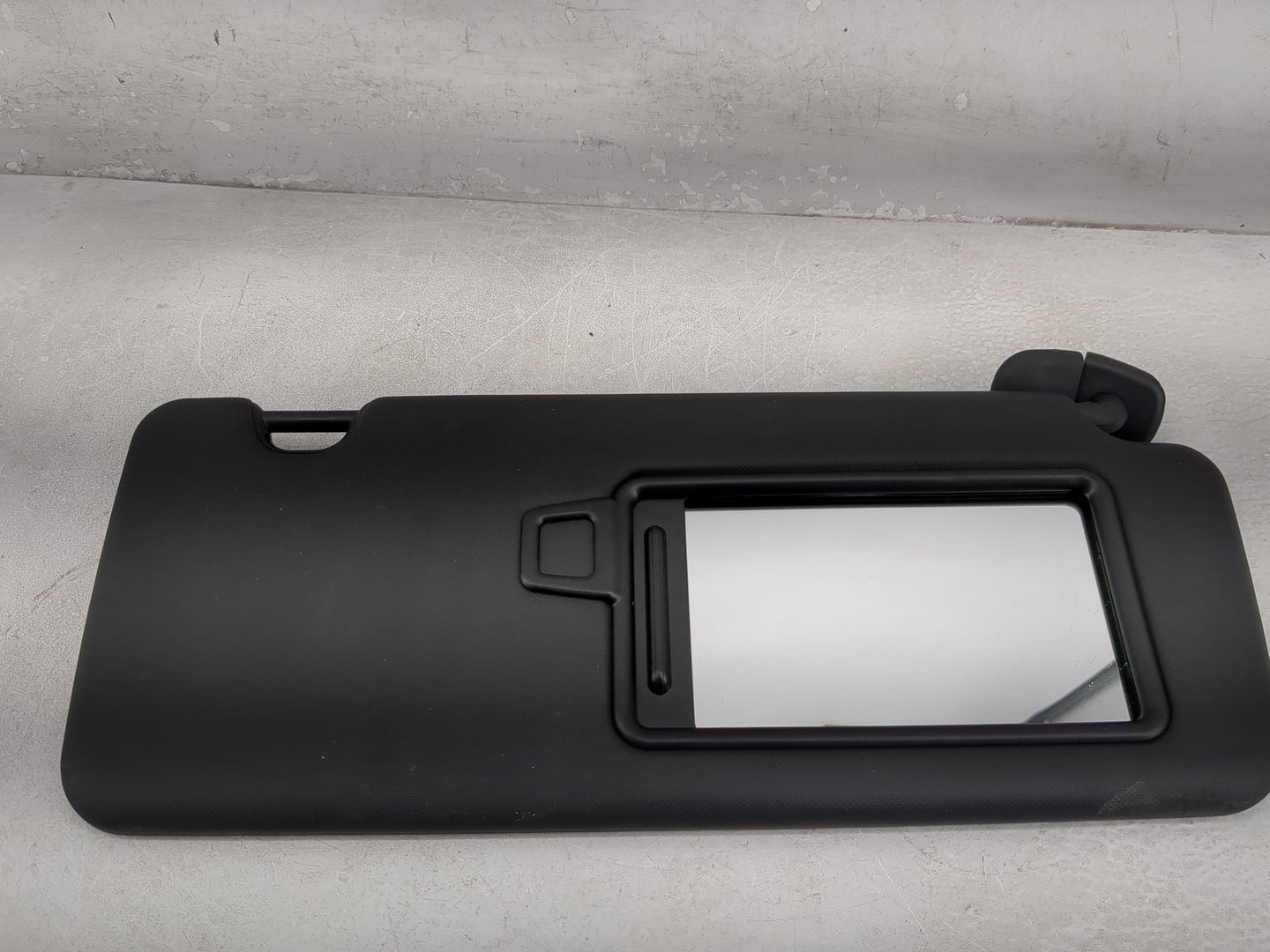 2022 Hyundai Santa Cruz Sun Visor Shade Replacement Passenger Right Mirror Fits OEM Used Auto Parts - Oemusedautoparts1.com