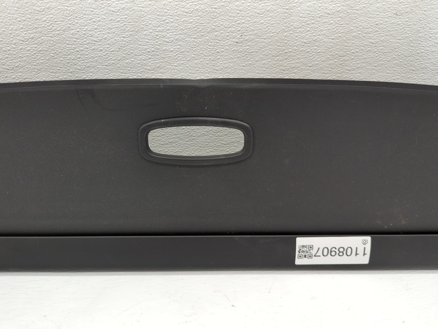 2022 Hyundai Santa Fe Rear Cargo Cover Storage Retractable Shade Black - Oemusedautoparts1.com