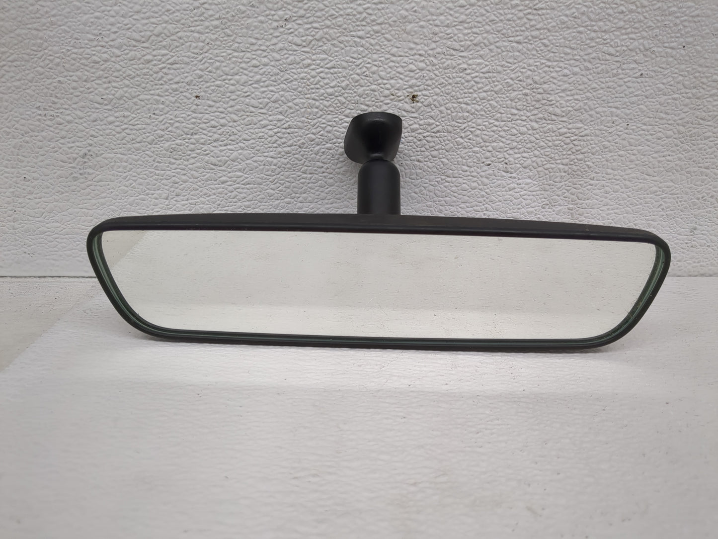 2021 Hyundai Santa Fe Interior Rear View Mirror Replacement OEM P/N:E11048973 Fits Fits 2020 2022 OEM Used Auto Parts - Oemu