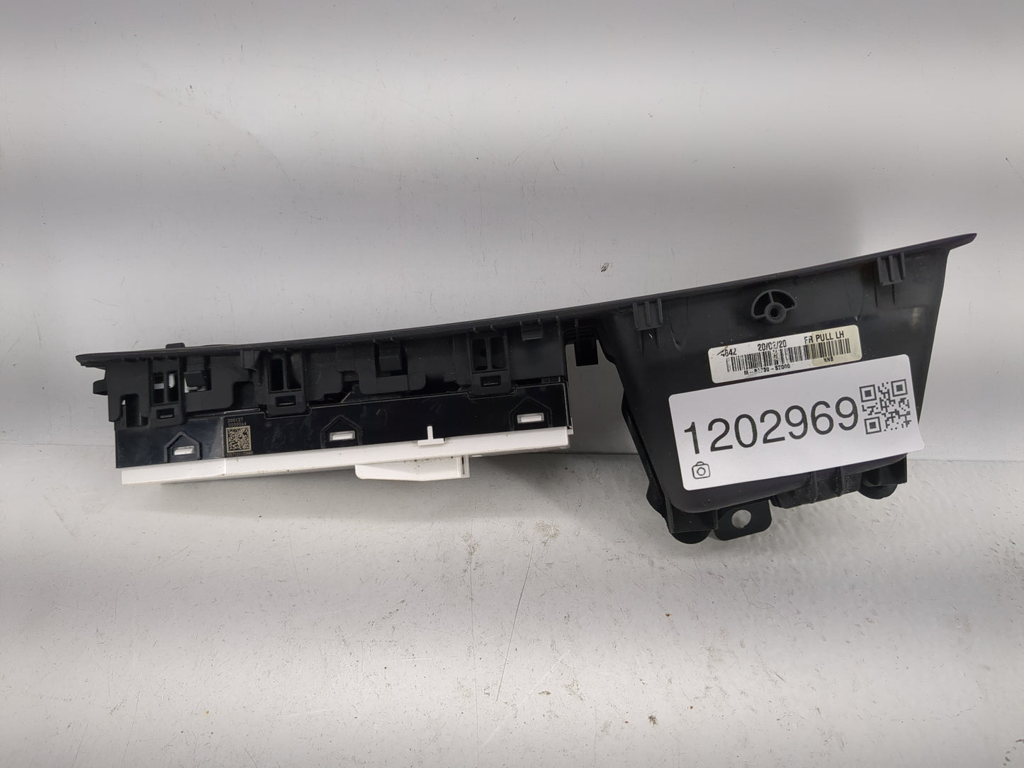 2021 Hyundai Santa Fe Master Power Window Switch Replacement Driver Side Left Fits OEM Used Auto Parts - Oemusedautoparts1.c