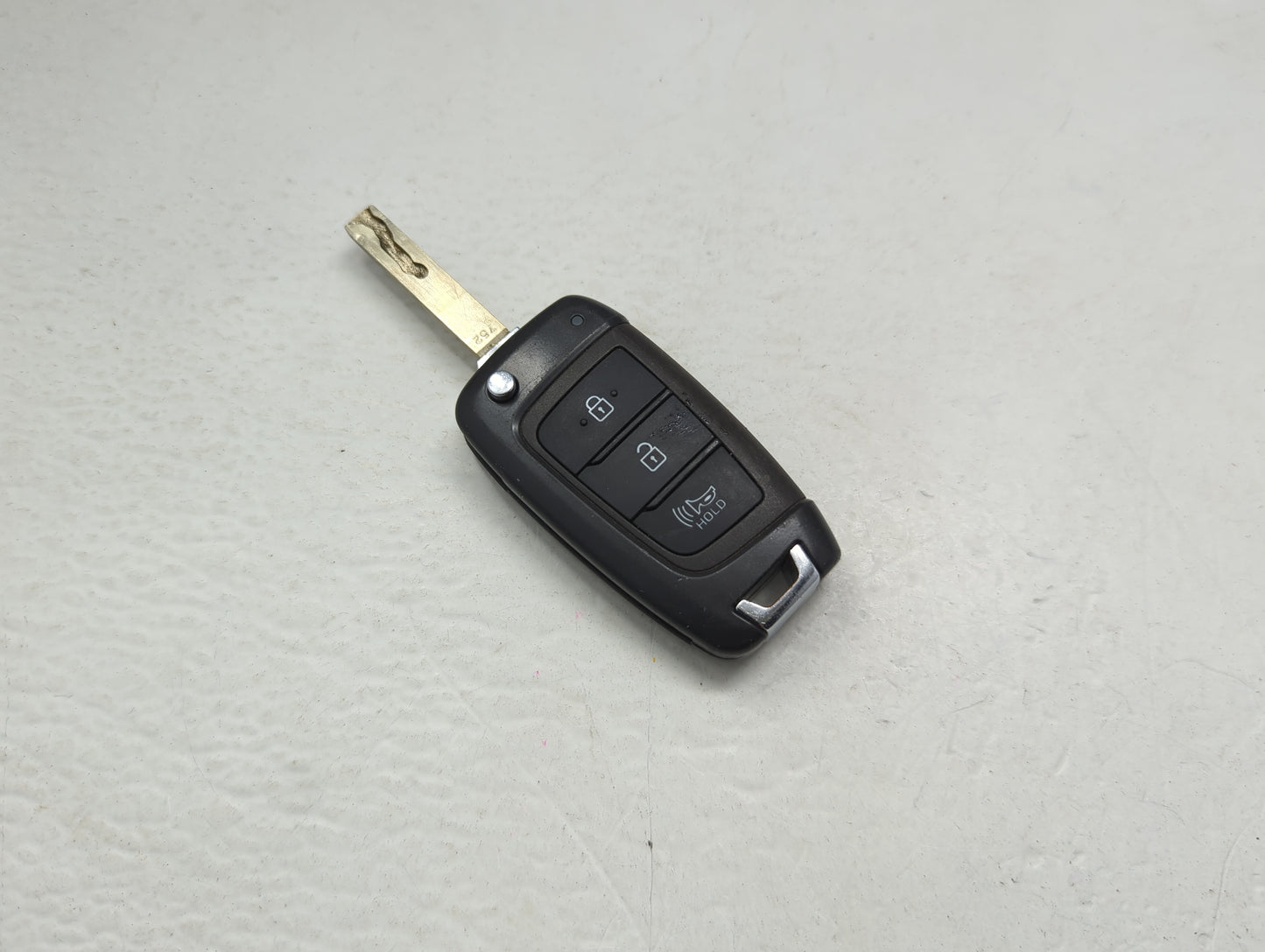 Hyundai Santa Fe Keyless Entry Remote Fob TQ8-RKE-4F41 95430-S2200 3 buttons - Oemusedautoparts1.com