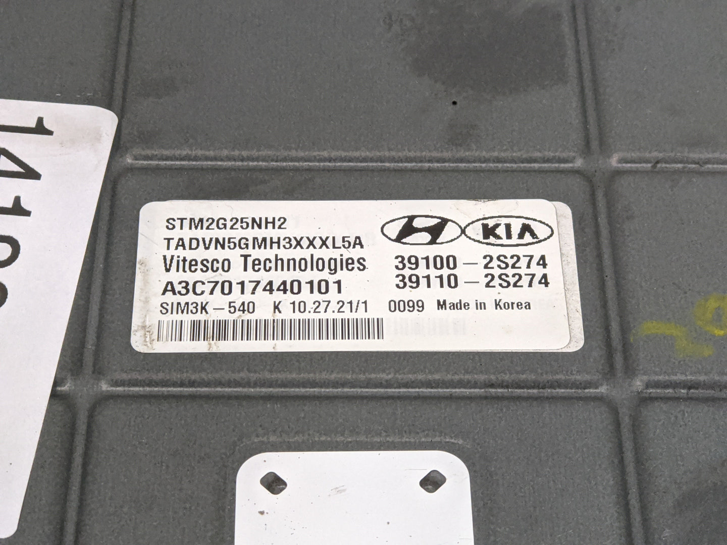 2021 Hyundai Santa Fe PCM Engine Control Computer ECU ECM PCU OEM P/N:39110-2S274 39100-2S274 Fits OEM Used Auto Parts - Oem