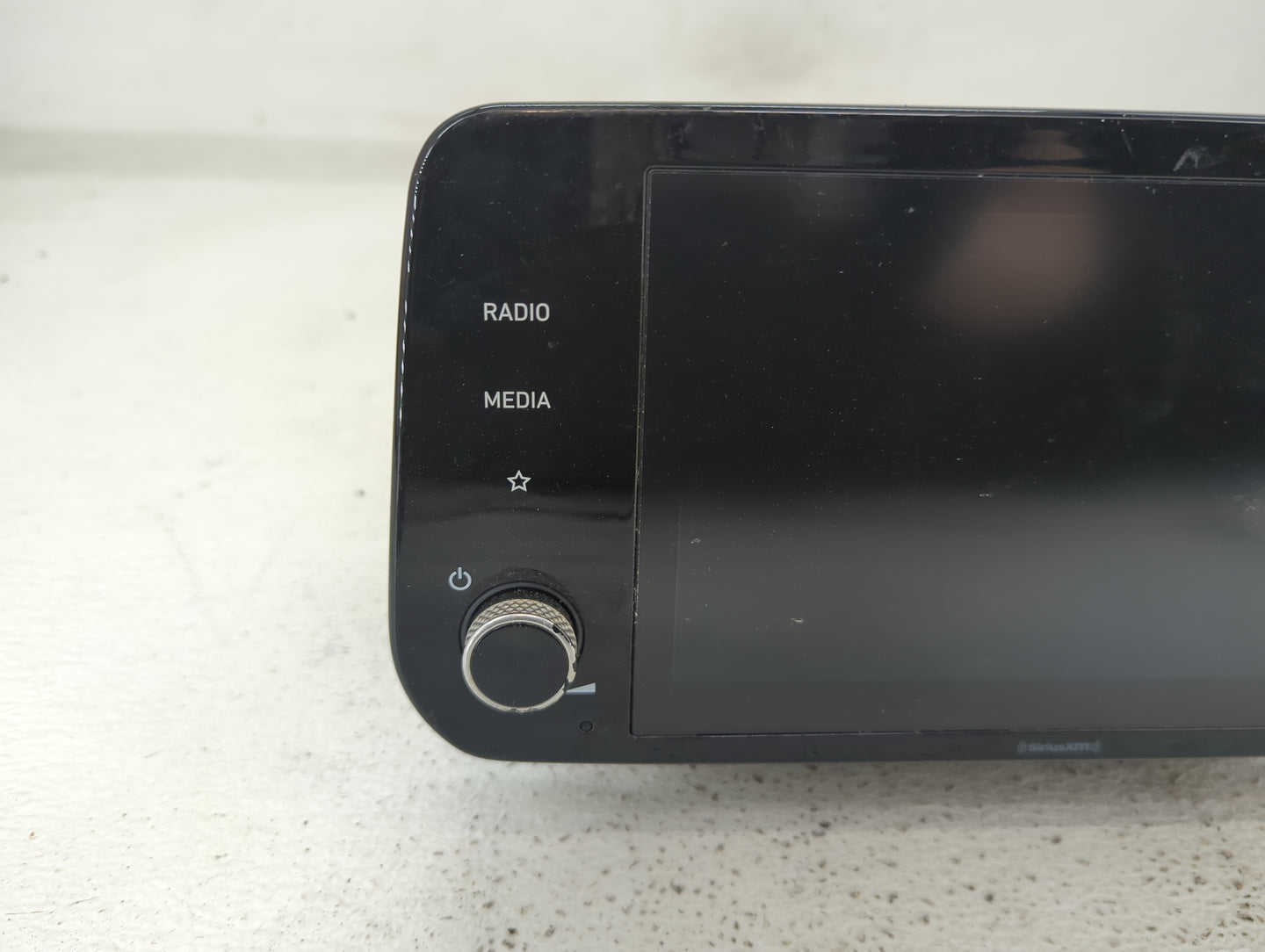 2021 Hyundai Santa Fe Radio AM FM Cd Player Receiver Replacement P/N:96160-S2580RET Fits OEM Used Auto Parts - Oemusedautopa