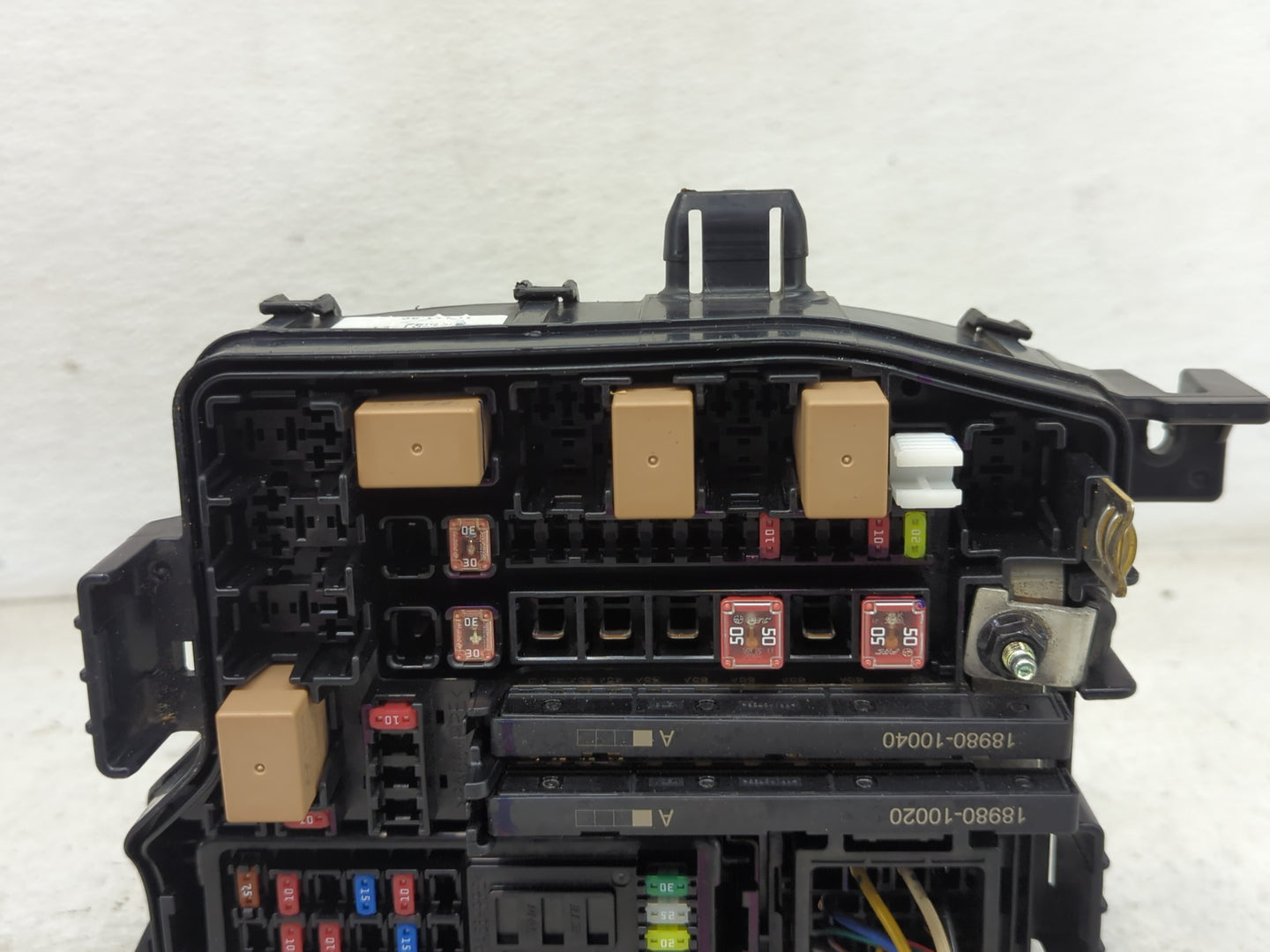2021 Hyundai Santa Fe Fusebox Fuse Box Panel Relay Module P/N:91210S2122TD 18980-10040, 18980-10020 Fits OEM Used Auto Parts