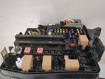 2021 Hyundai Santa Fe Fusebox Fuse Box Panel Relay Module P/N:91959-S1200 91956-S2120, 18980-10020, 18980-10040 Fits OEM Used Auto Parts