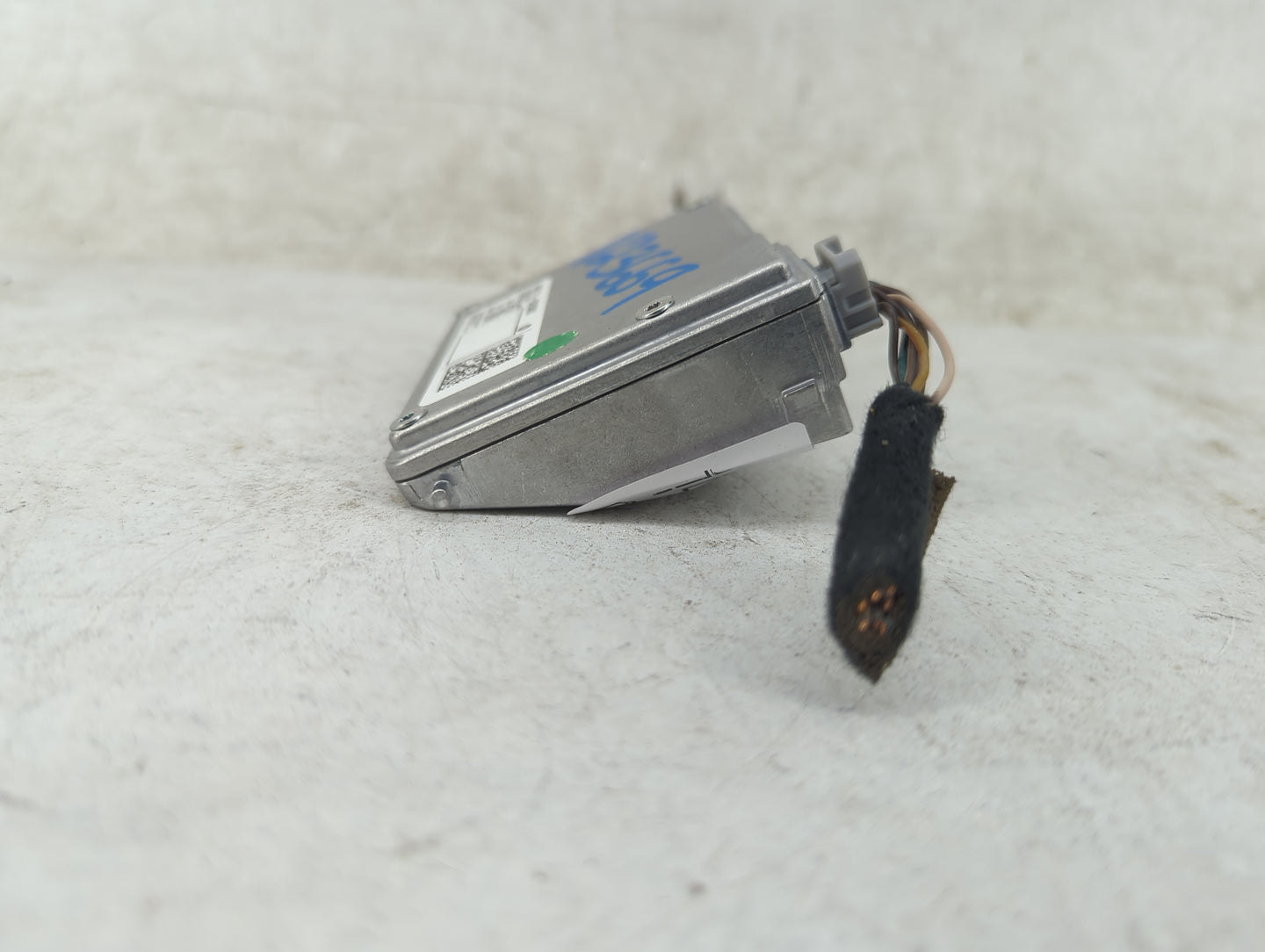 2021-2021 Hyundai Santa Fe Back Up Sensor Backup Camera - Oemusedautoparts1.com