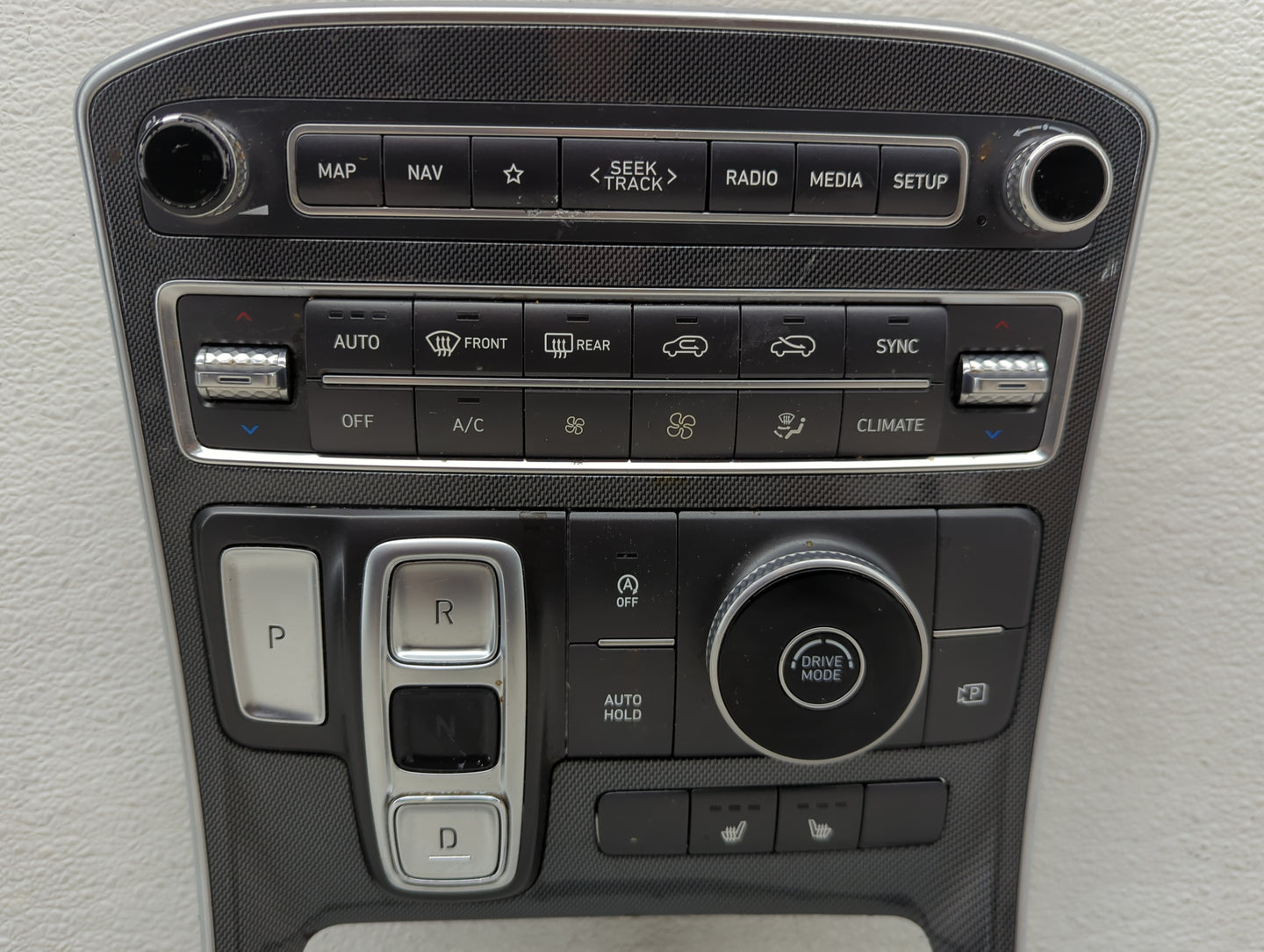 2021 Hyundai Santa Fe Climate Control Module Temperature AC/Heater Replacement P/N:12003777 P467W0S1100 Fits OEM Used Auto P