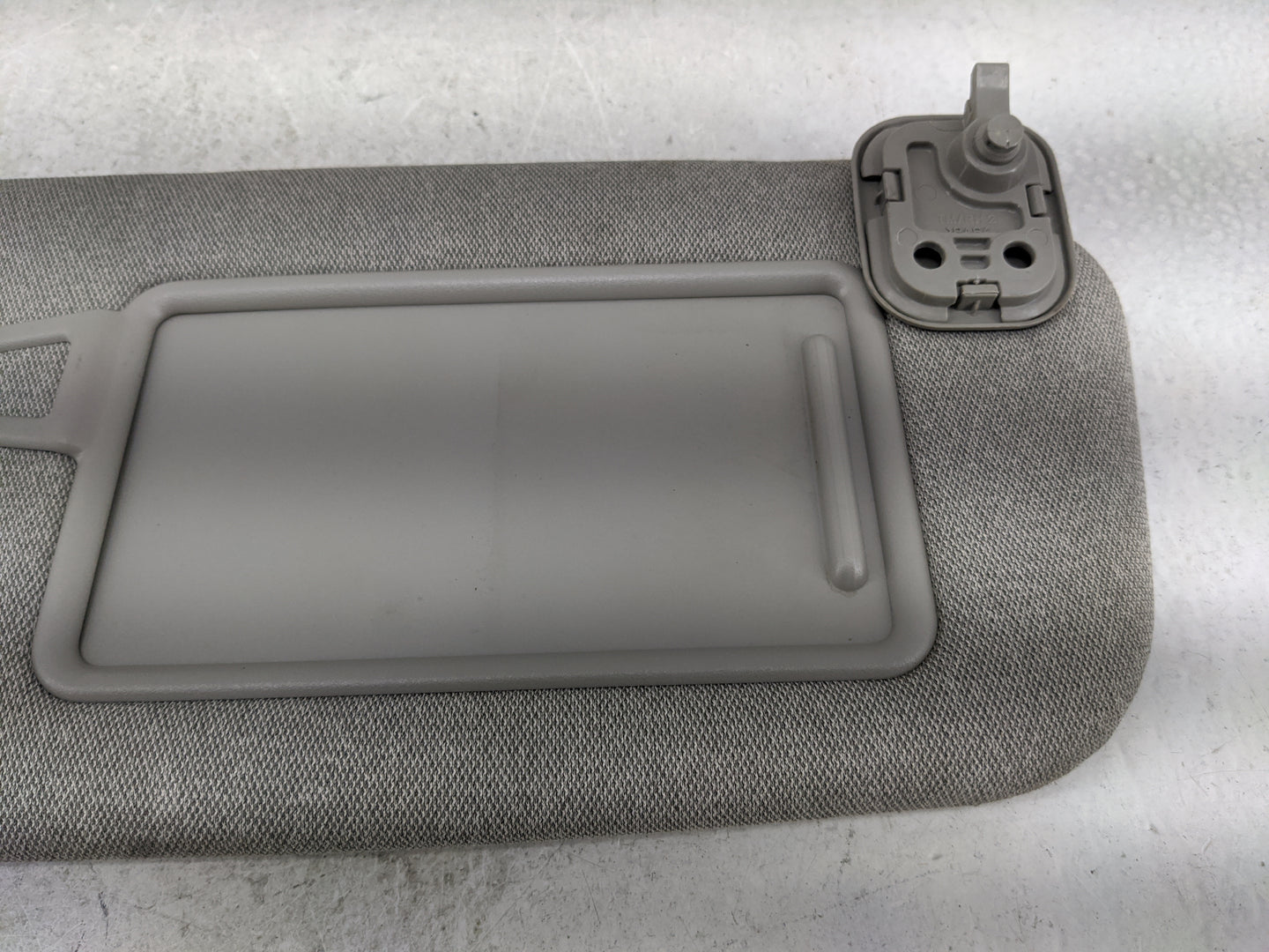 2019-2021 Hyundai Santa Fe Sun Visor Shade Replacement Passenger Right Mirror Fits Fits 2019 2020 2021 OEM Used Auto Parts -
