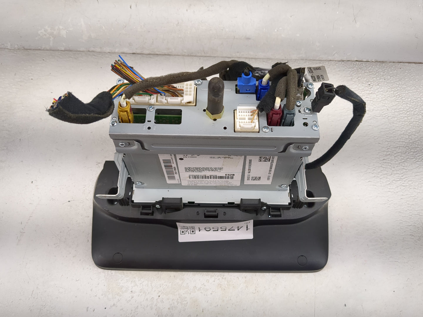 2022 Hyundai Santa Fe Information Display Screen - Oemusedautoparts1.com