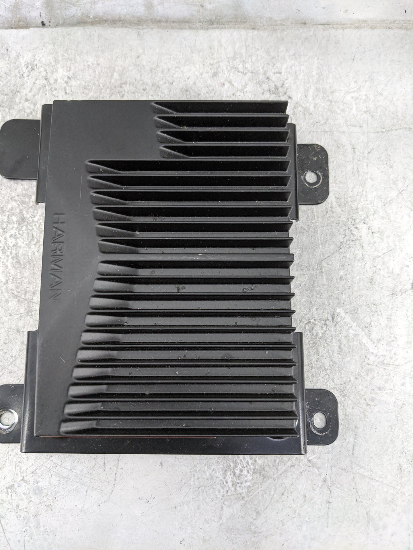2021-2021 Hyundai Santa Fe Radio Speaker Amplifier 96370-s2hh0 - Oemusedautoparts1.com