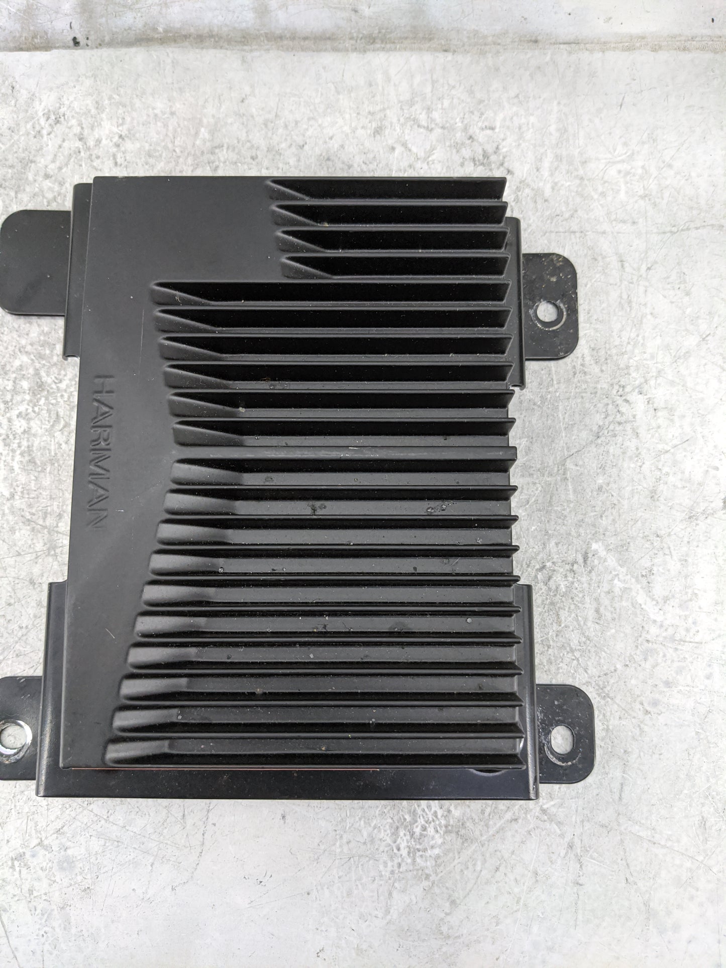 2021-2021 Hyundai Santa Fe Radio Speaker Amplifier 96370-s2hh0 - Oemusedautoparts1.com