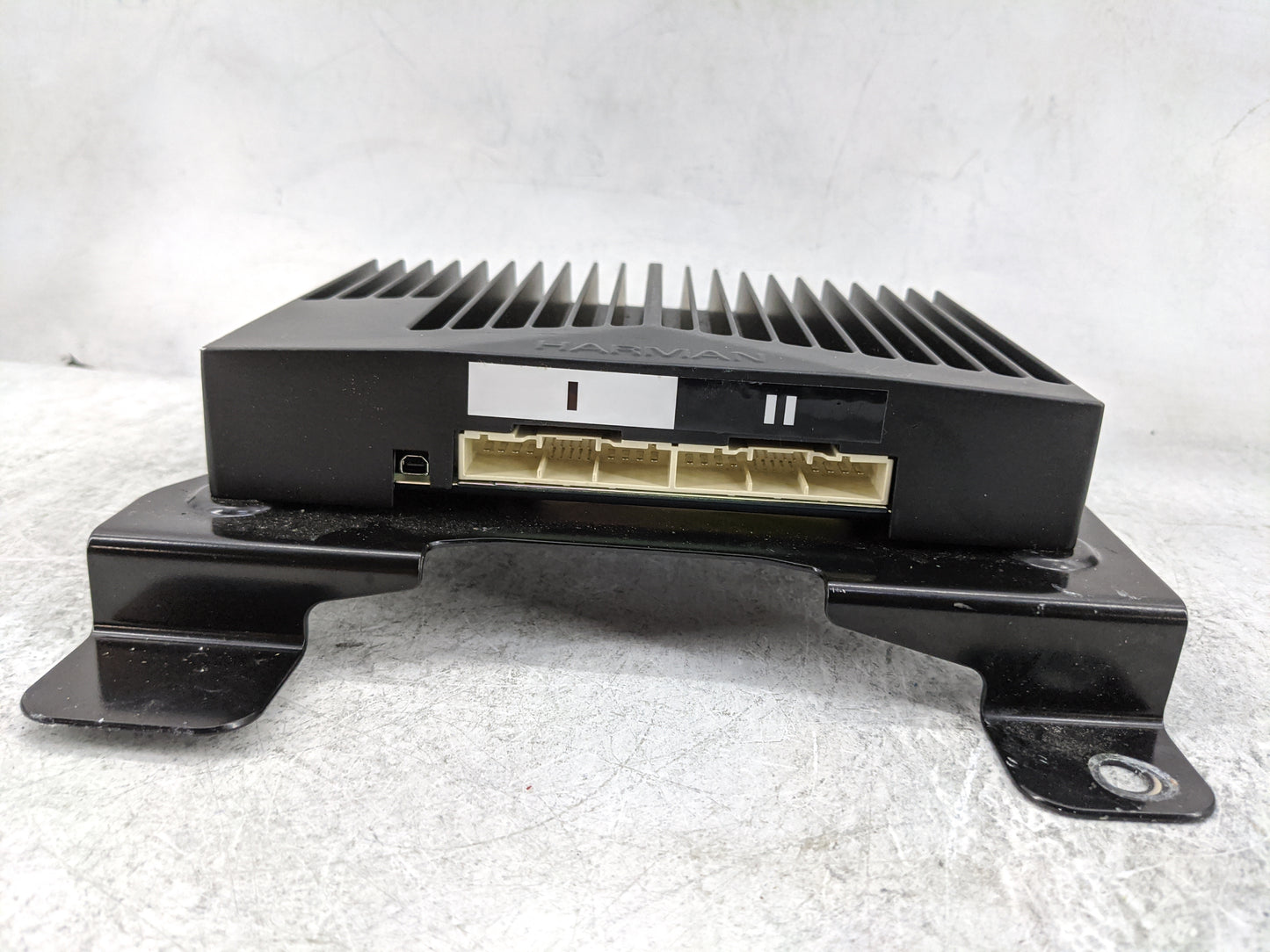 2021-2021 Hyundai Santa Fe Radio Speaker Amplifier 96370-s2hh0 - Oemusedautoparts1.com