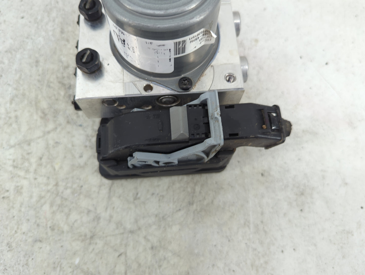 2021 Hyundai Santa Fe ABS Pump Control Module Replacement P/N:58900-S2DA0 58920-S1100 Fits OEM Used Auto Parts - Oemusedauto