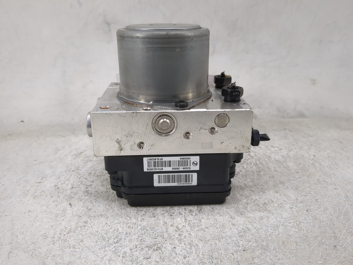 2021 Hyundai Santa Fe ABS Pump Control Module Replacement P/N:58900-S2GA0 52589-26800, 61589-K3200 Fits OEM Used Auto Parts 
