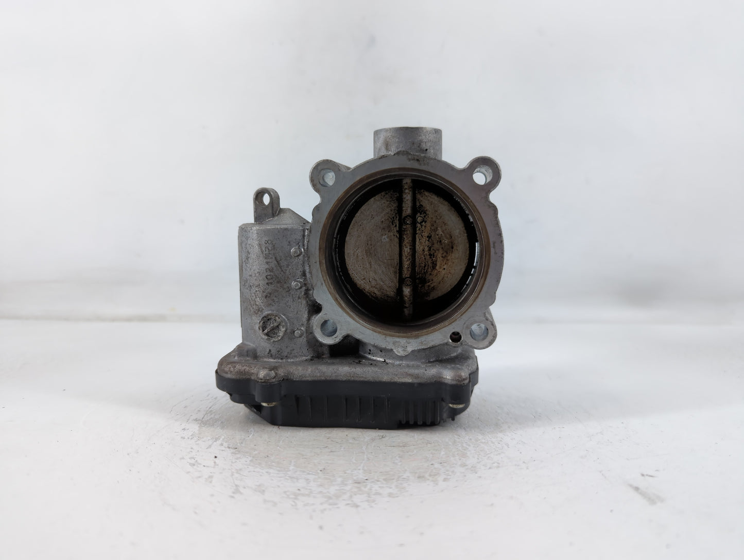 2021 Hyundai Santa Fe Throttle Body P/N:9045040031 35100-2S000 Fits Fits 2020 2022 2023 OEM Used Auto Parts - Oemusedautopar