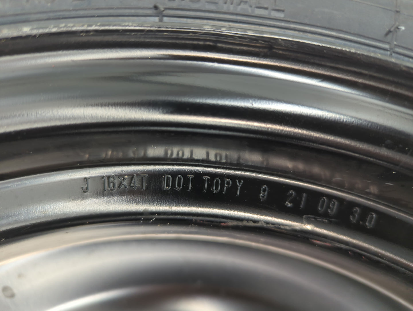 2015-2022 Hyundai Sonata Spare Donut Tire Wheel Rim Oem - Oemusedautoparts1.com