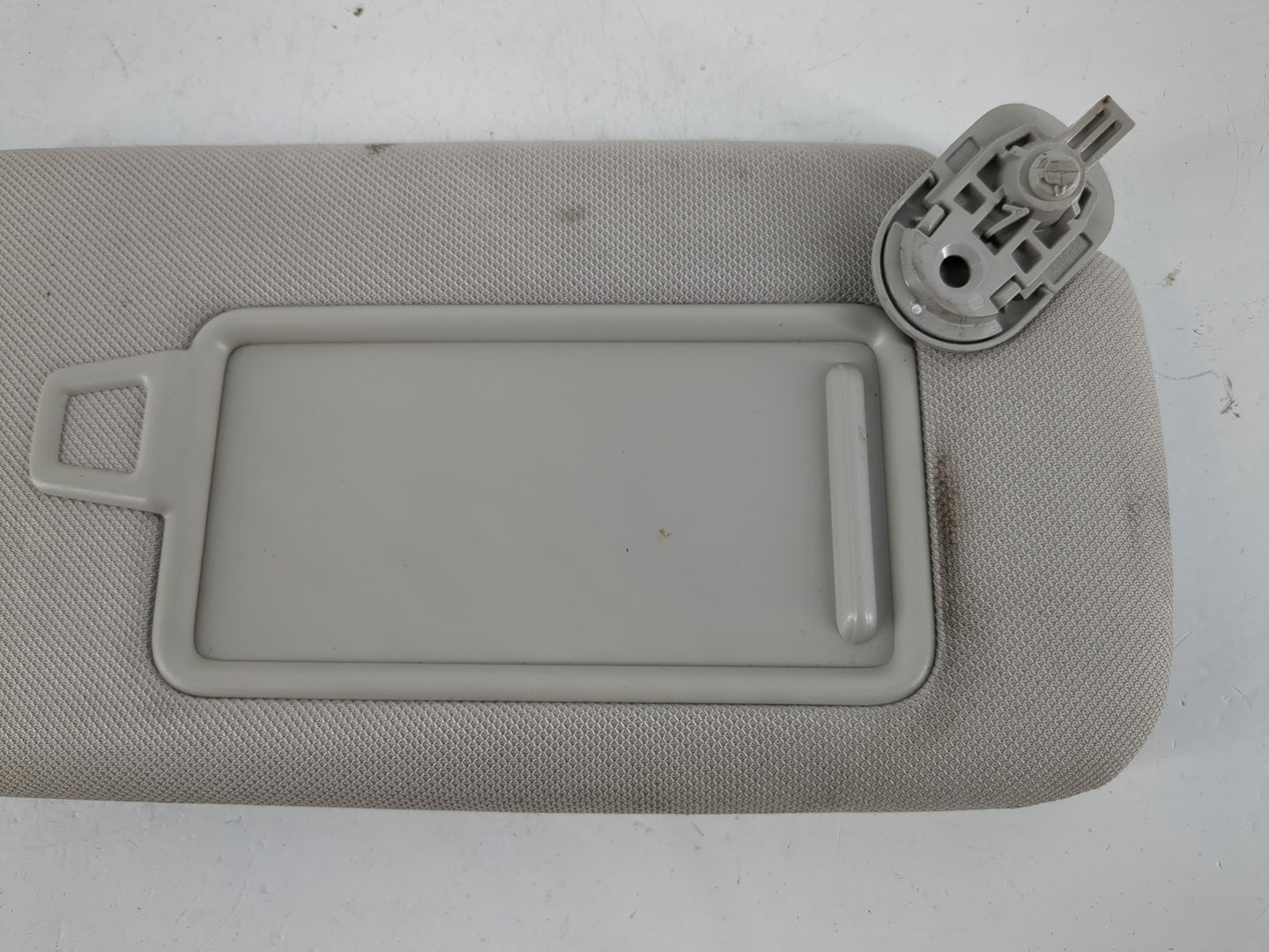 2020-2023 Hyundai Sonata Sun Visor Shade Replacement Passenger Right Mirror Fits Fits 2020 2021 2022 2023 OEM Used Auto Part