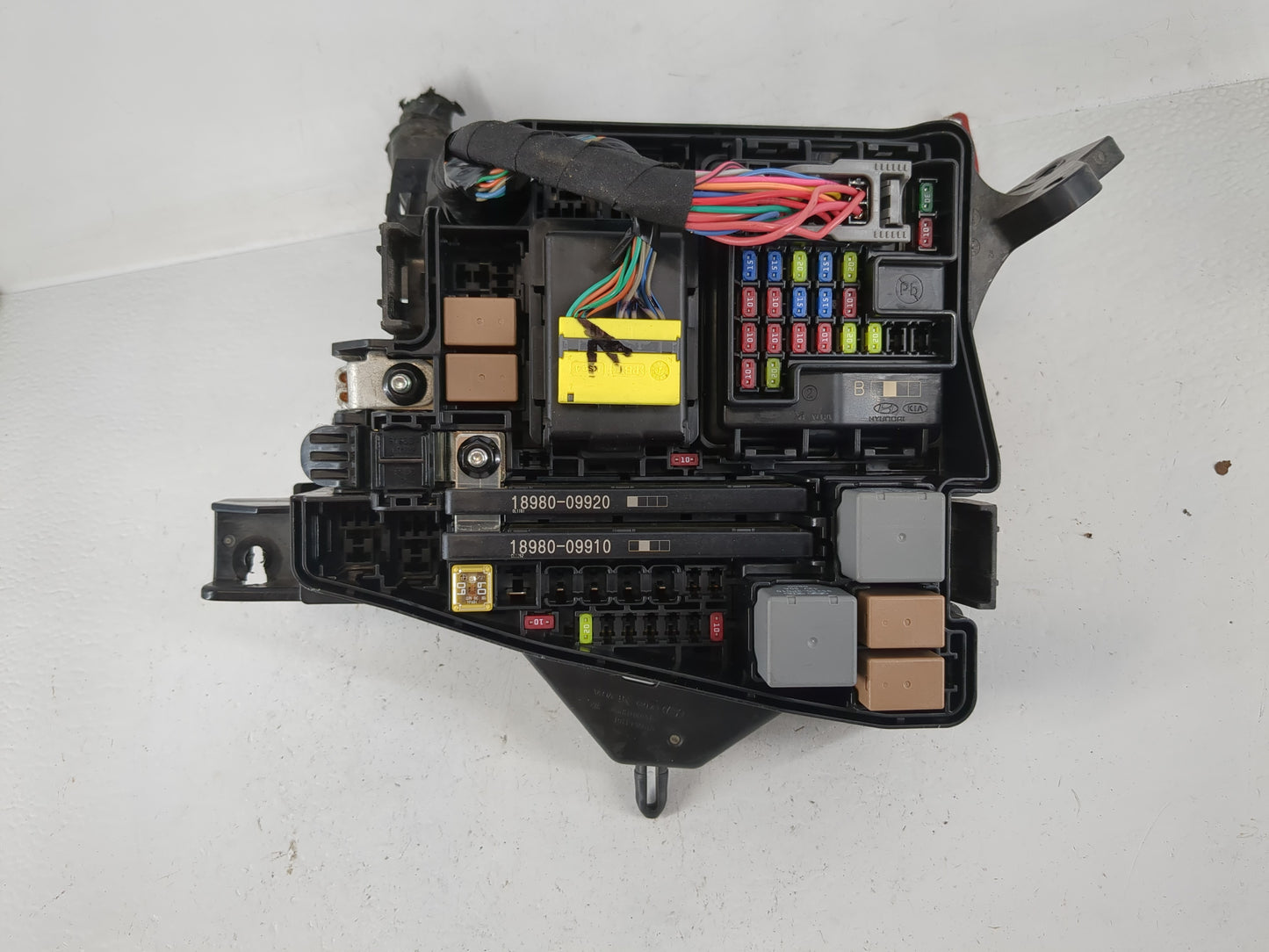 2020-2023 Hyundai Sonata Fusebox Fuse Box Panel Relay Module P/N:91955-L0451 Fits Fits 2020 2021 2022 2023 OEM Used Auto Par