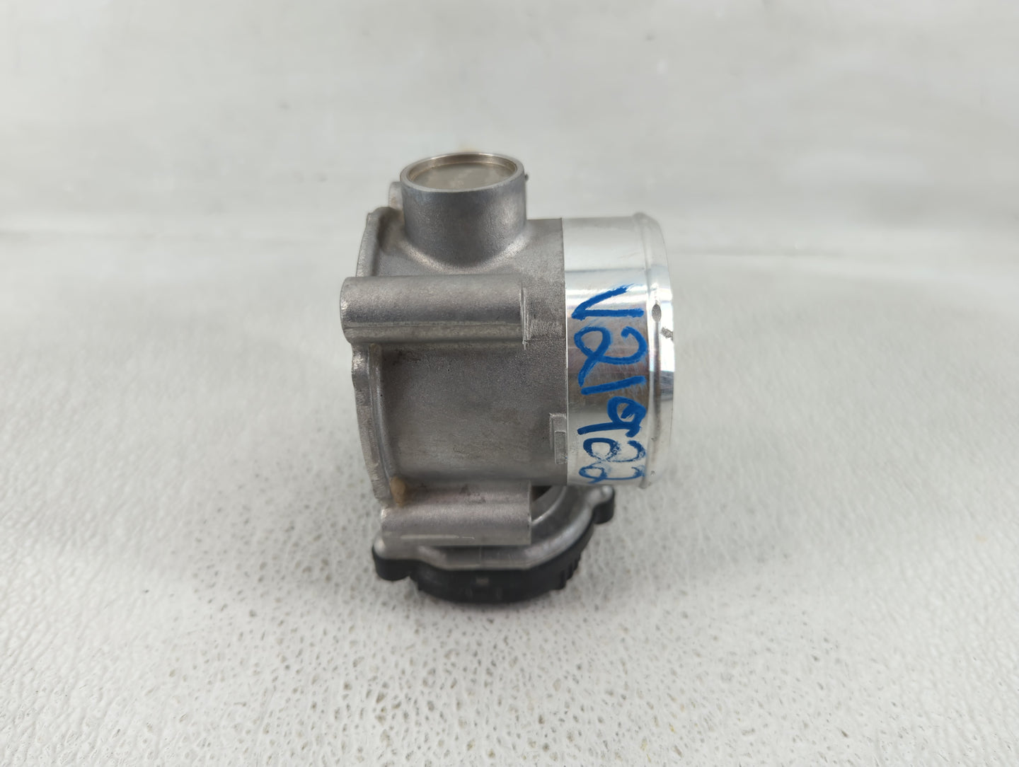 2021-2023 Hyundai Sonata Throttle Body P/N:35100-2S000 Fits Fits 2021 2022 2023 OEM Used Auto Parts - Oemusedautoparts1.com