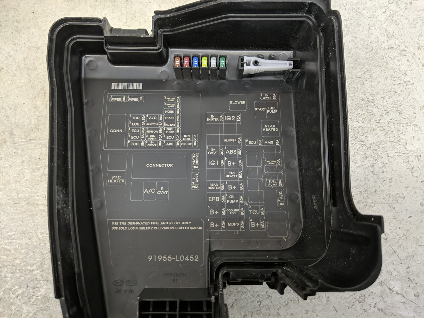 2020-2023 Hyundai Sonata Fusebox Fuse Box Panel Relay Module P/N:91215-L1010 Fits Fits 2020 2021 2022 2023 OEM Used Auto Par