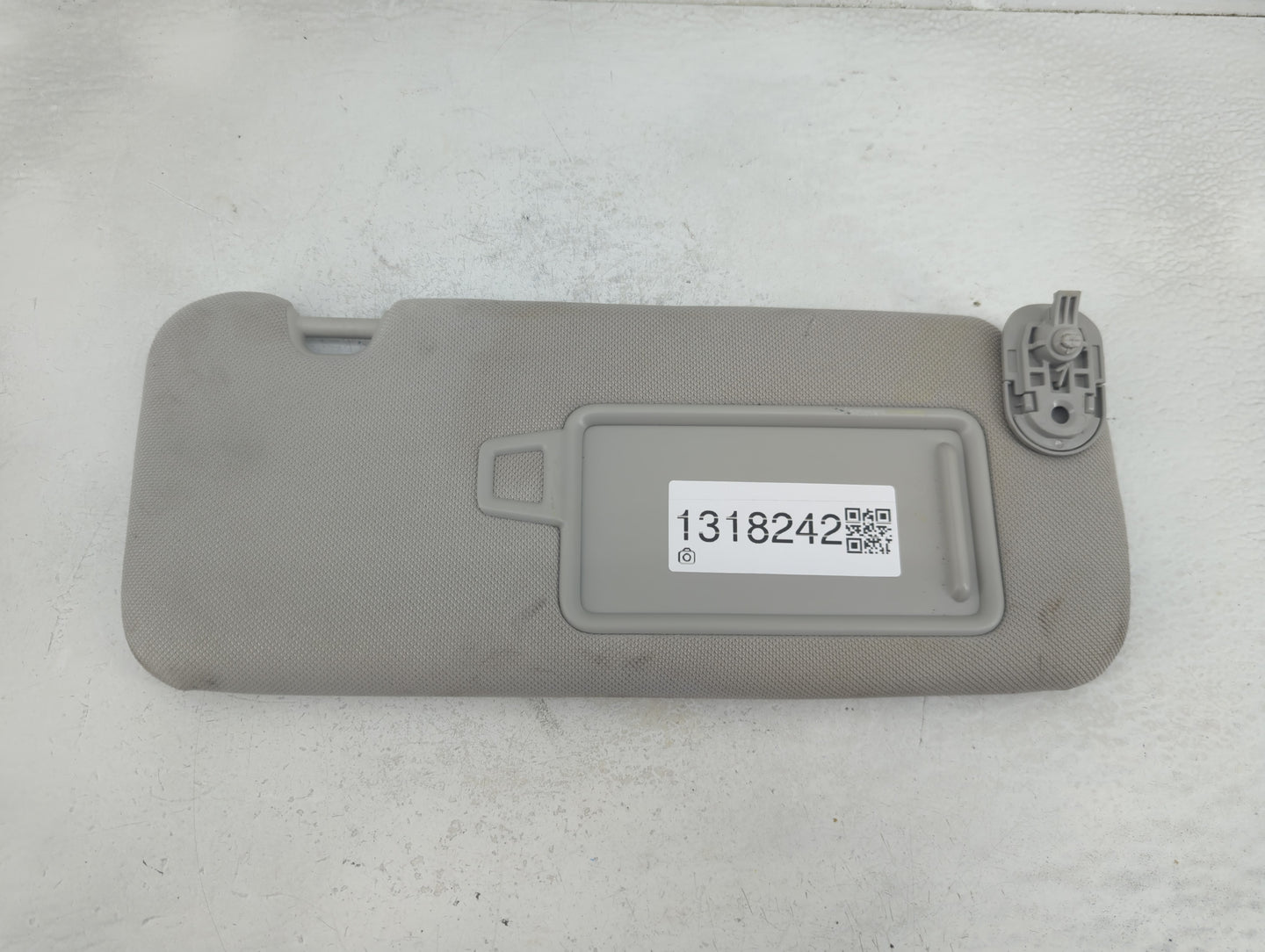 2020-2023 Hyundai Sonata Sun Visor Shade Replacement Passenger Right Mirror Fits Fits 2020 2021 2022 2023 OEM Used Auto Part