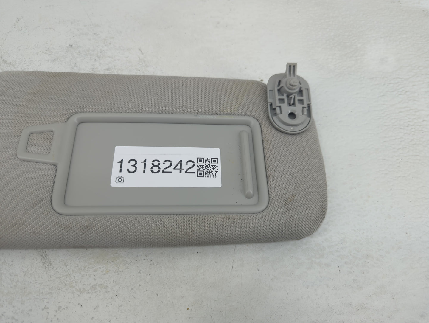 2020-2023 Hyundai Sonata Sun Visor Shade Replacement Passenger Right Mirror Fits Fits 2020 2021 2022 2023 OEM Used Auto Part