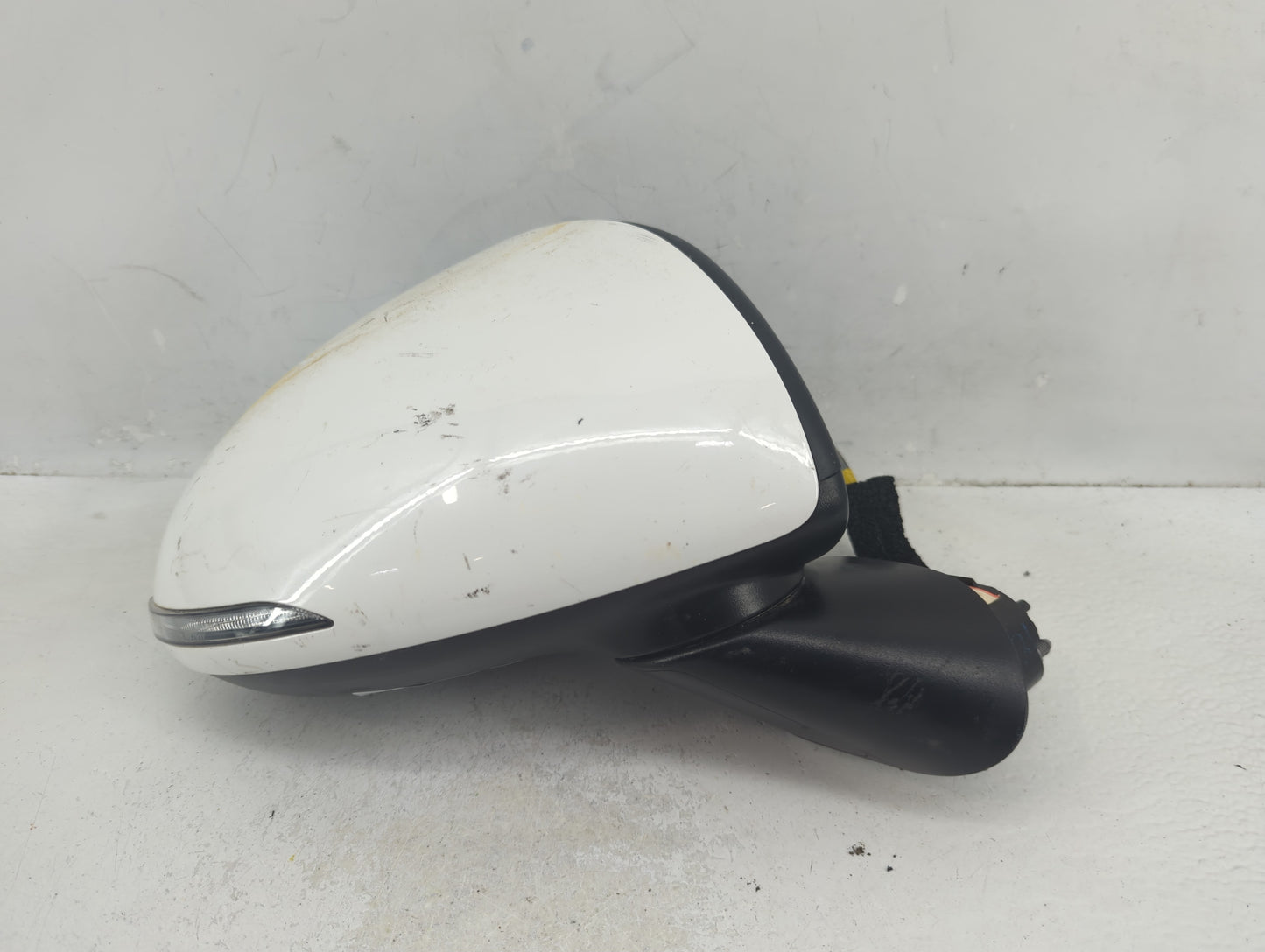 2020-2023 Hyundai Sonata Passenger Side View Mirror - Right Door Mirror OEM Used - Oemusedautoparts1.com