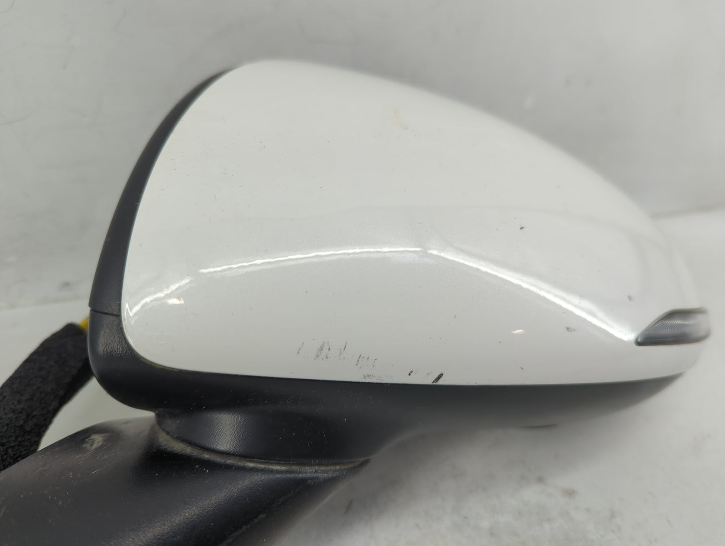 2020-2023 Hyundai Sonata Driver Side View Mirror - Left Door Mirror OEM Used - Oemusedautoparts1.com