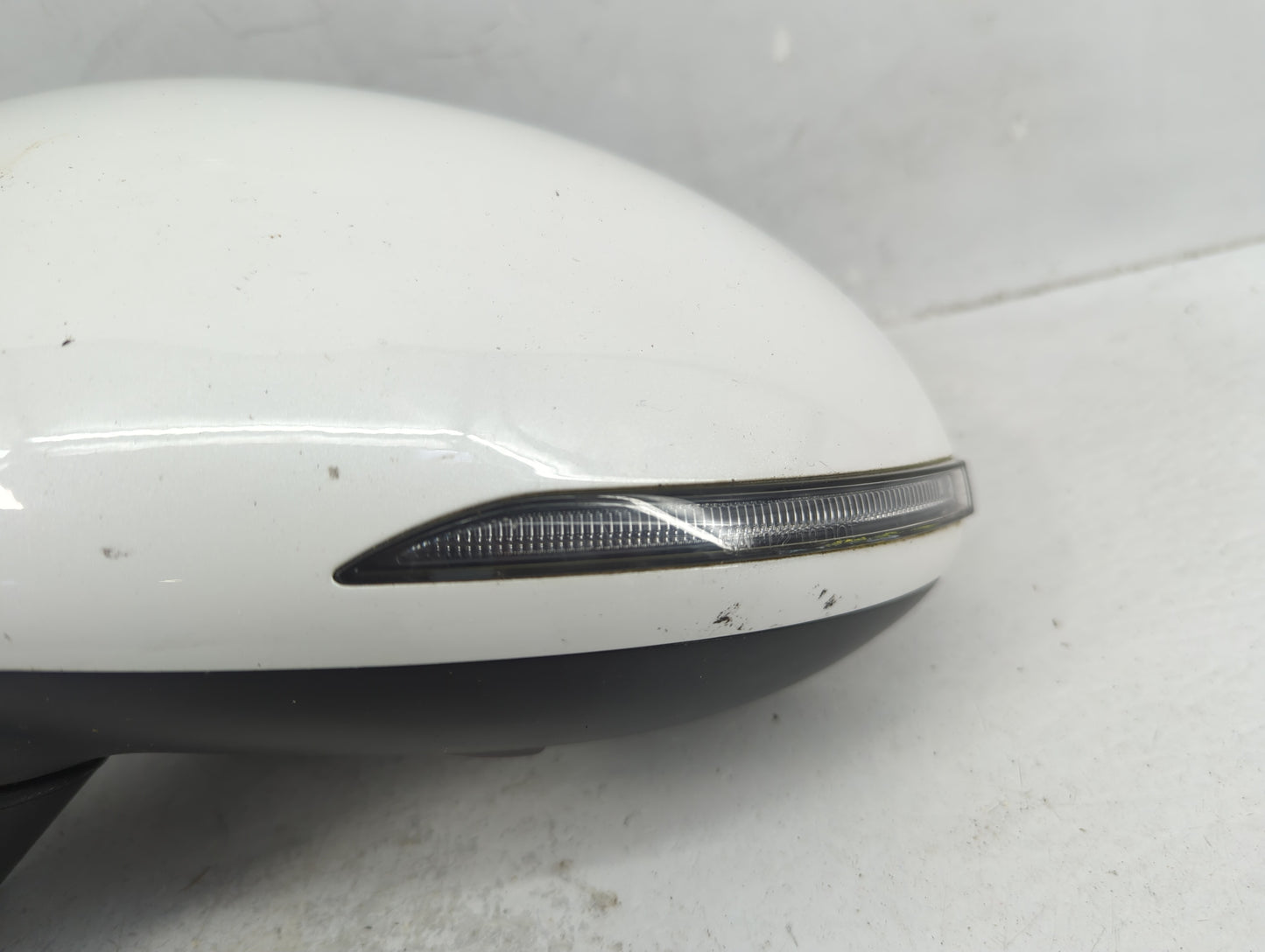 2020-2023 Hyundai Sonata Driver Side View Mirror - Left Door Mirror OEM Used - Oemusedautoparts1.com