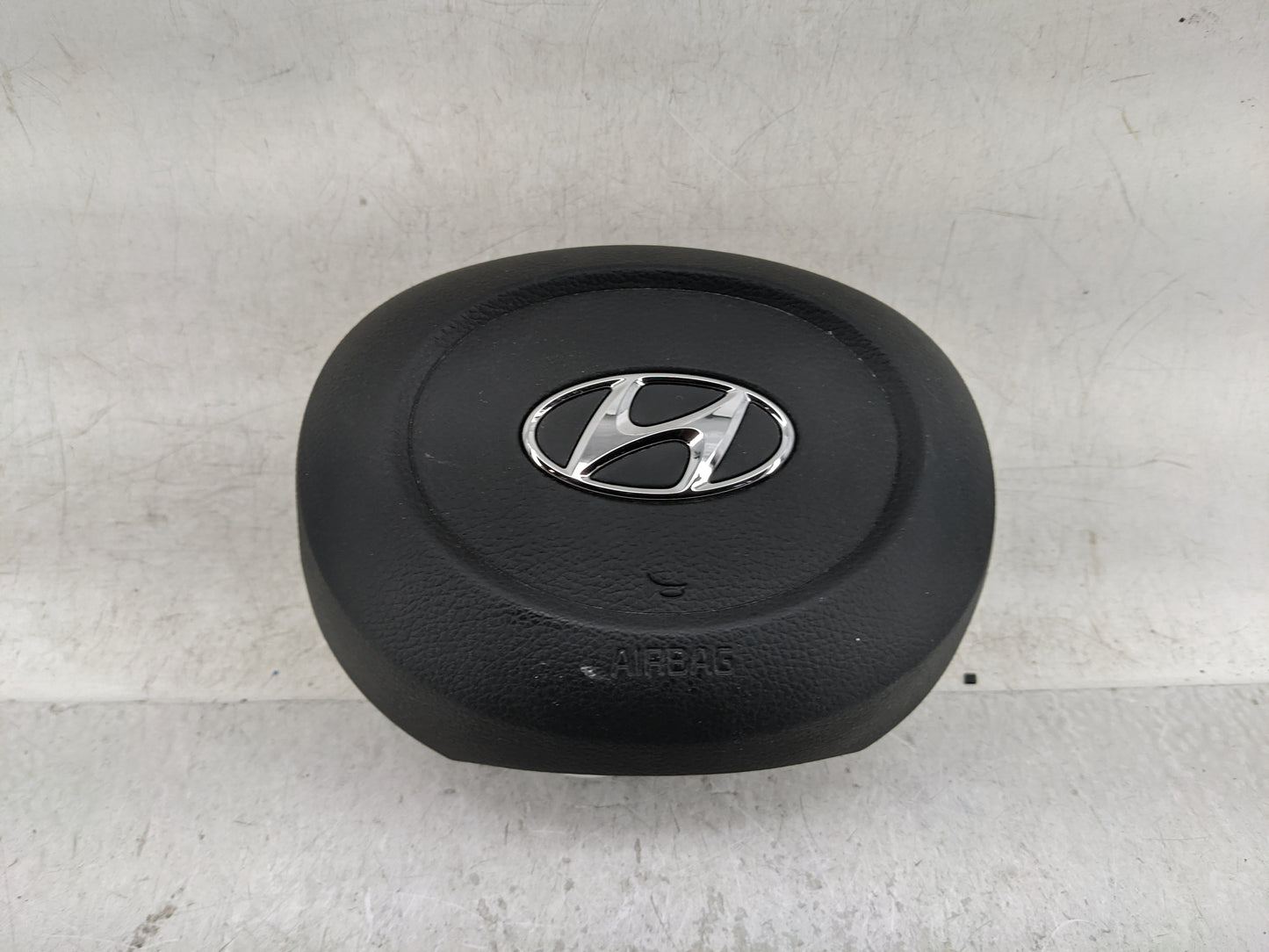2020-2023 Hyundai Sonata Air Bag Driver Left Steering Wheel Mounted Fits Fits 2020 2021 2022 2023 OEM Used Auto Parts - Oemu